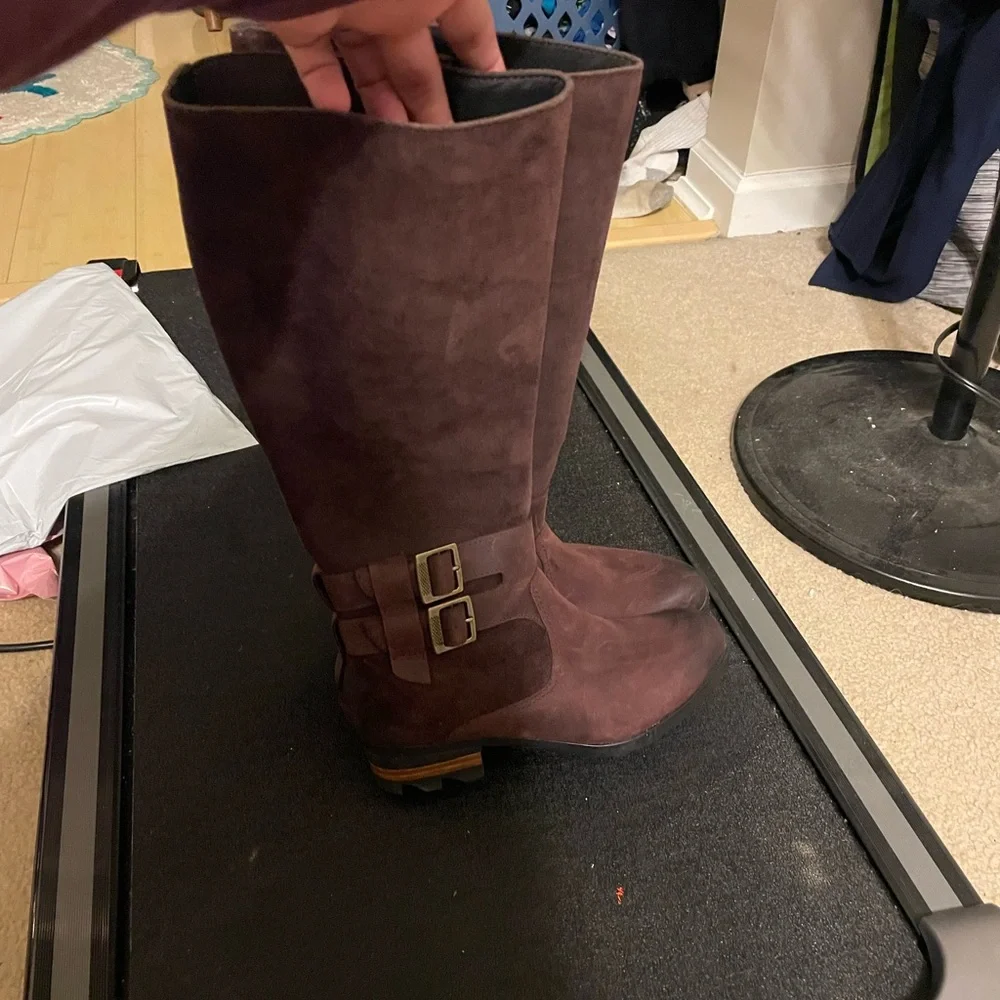 Sorel Lolla 2 tall rising boots size‎ 6